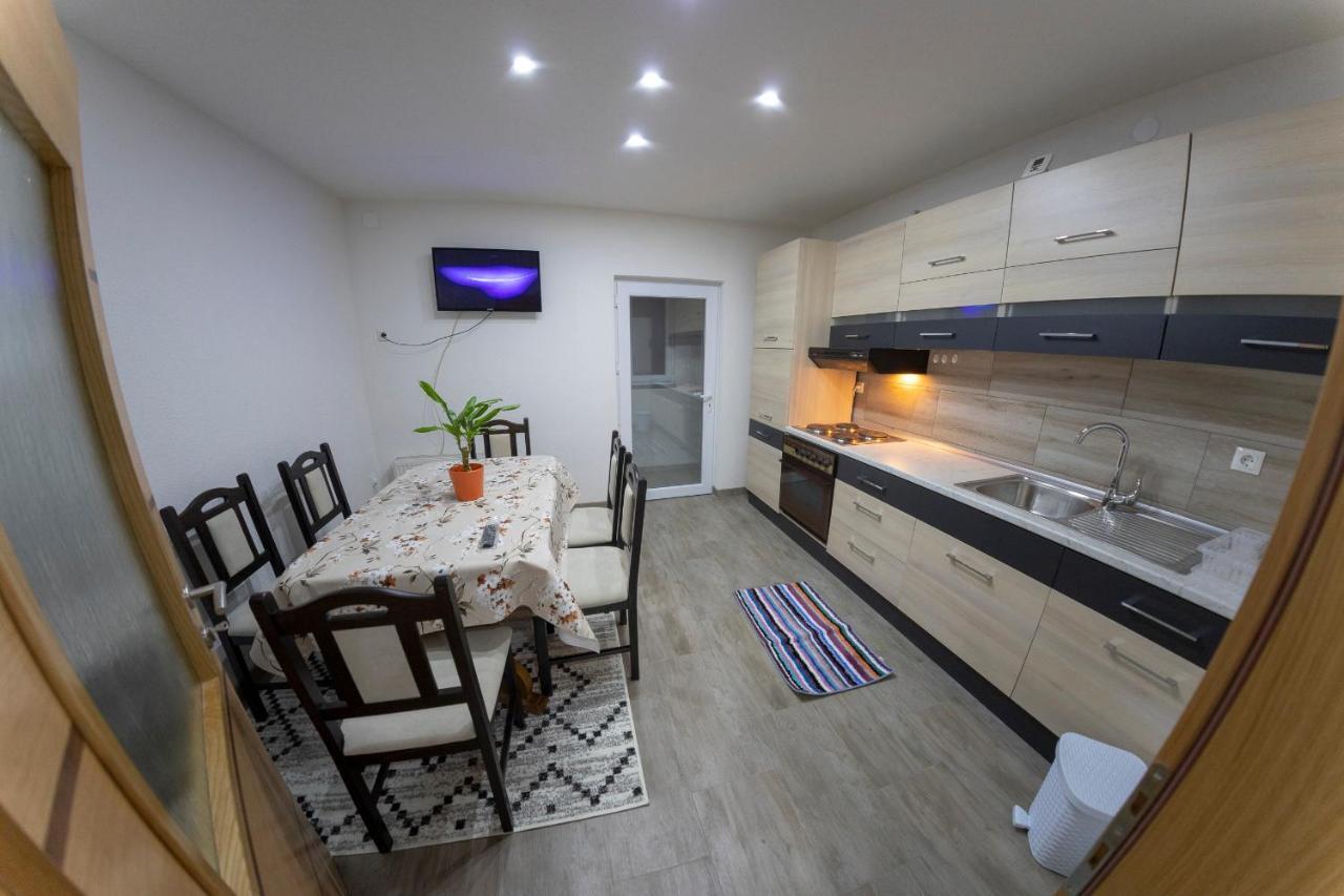 Apartments Aqua Resa Бихач Экстерьер фото